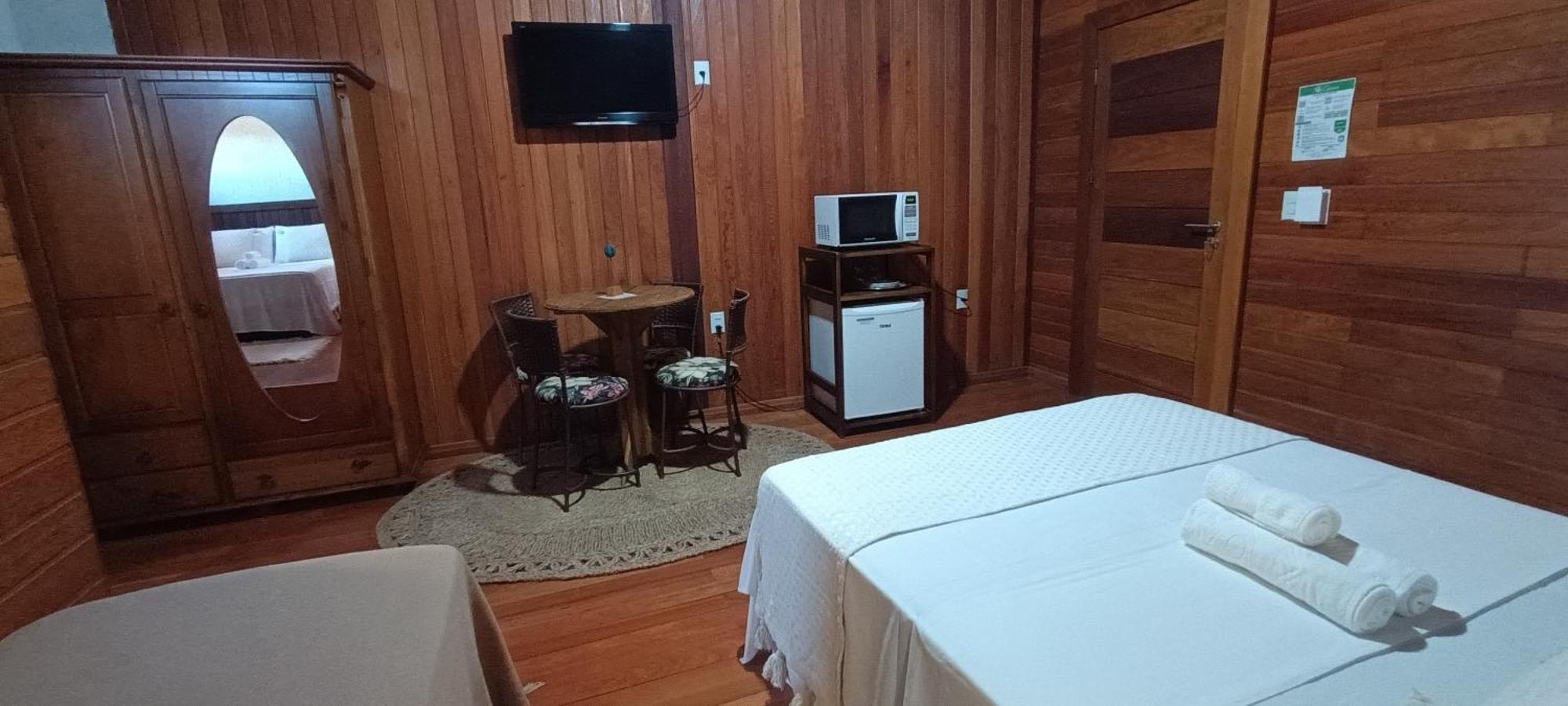 Pousada Gauleses Praia do Rosa Ngoại thất bức ảnh